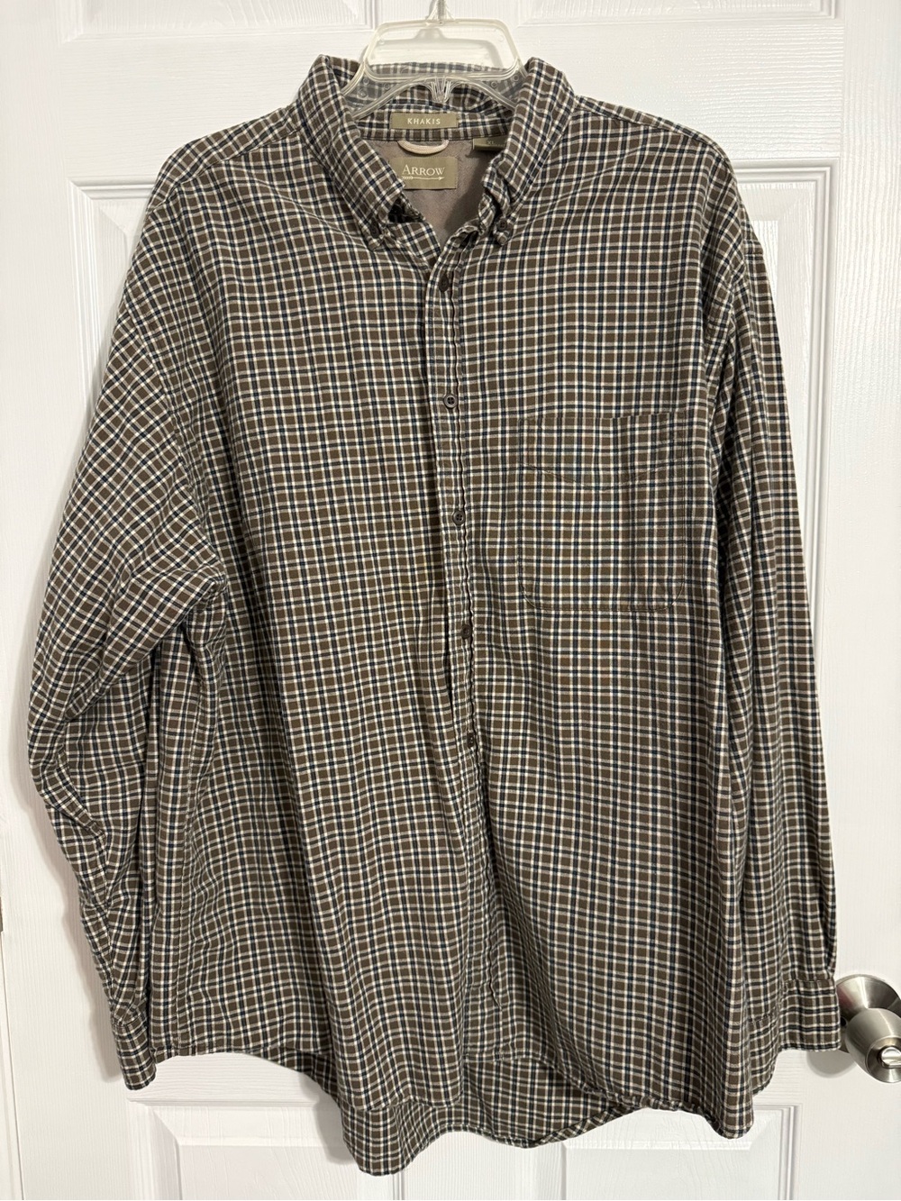 Arrow Men's Brown and White Plaid Button-Down Shirt